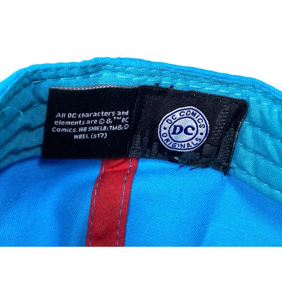 Wonder Woman Snap Back DC Comics Hat Red White Blue OSFA Embroidered Logo - Picture 5 of 6